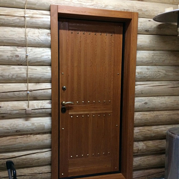 Дверь №5 отделка лиственница